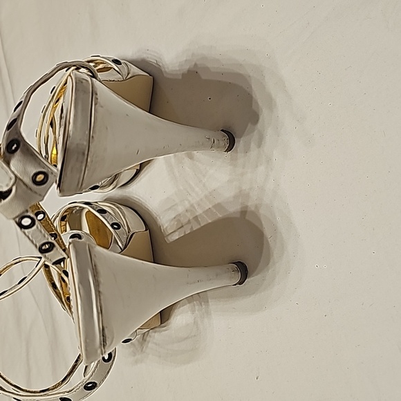 🍁Bundle of 2 for 15$🍁Jennifer Lopez White Sparkly T-Strap Platform Sandals - Picture 4 of 7